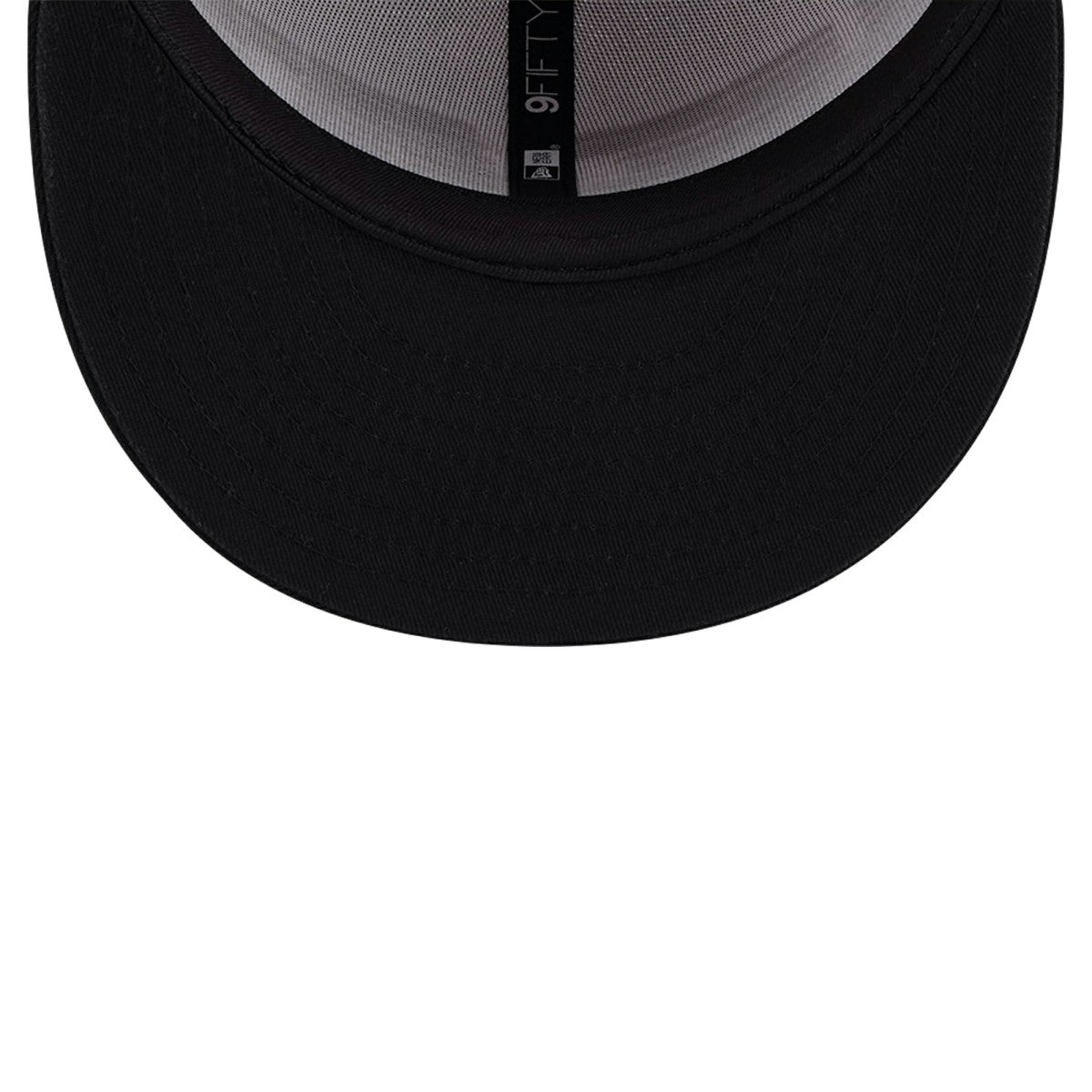 New Era - Miami Heat Throwback Gradient Tech Font 9FIFTY Snapback Hat - White/Black