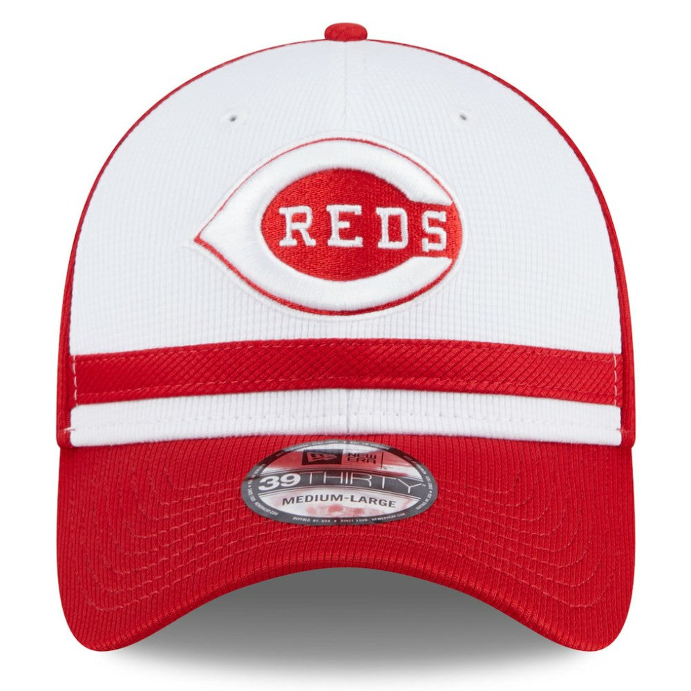 Cincinnati Reds New Era 2025 Batting Practice 39THIRTY Flex Hat Lifestyle