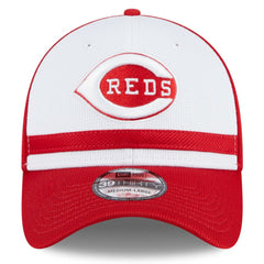 Cincinnati Reds New Era 2025 Batting Practice 39THIRTY Flex Hat Lifestyle