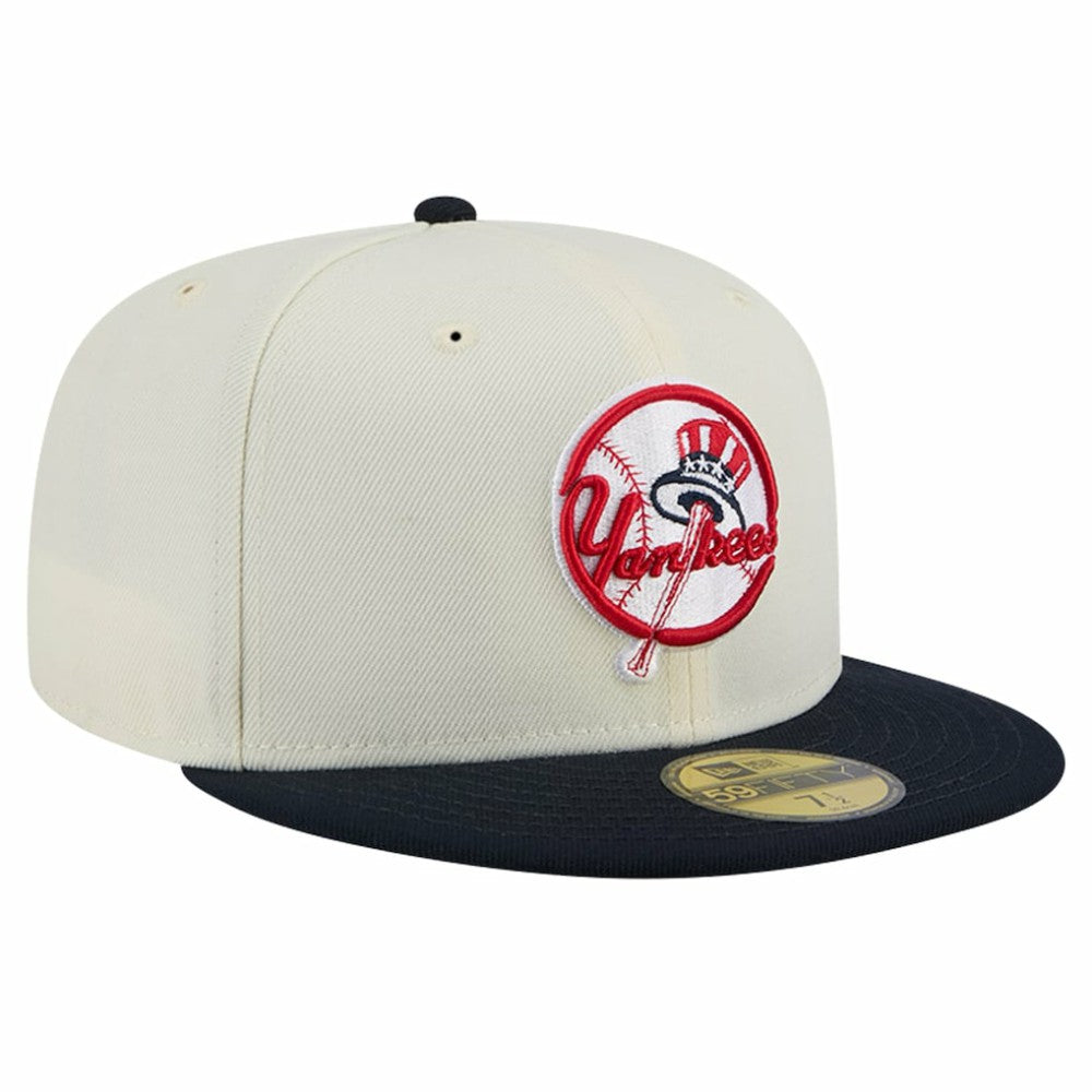 New York Yankees New Era Top Hat Chrome 59FIFTY Fitted Hat Lifestyle