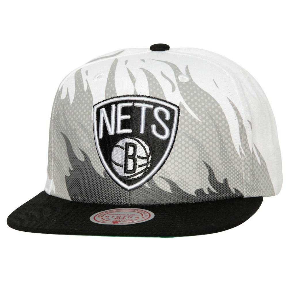 Mitchell & Ness - Brooklyn Nets Hot Fire Snapback Hat - White
