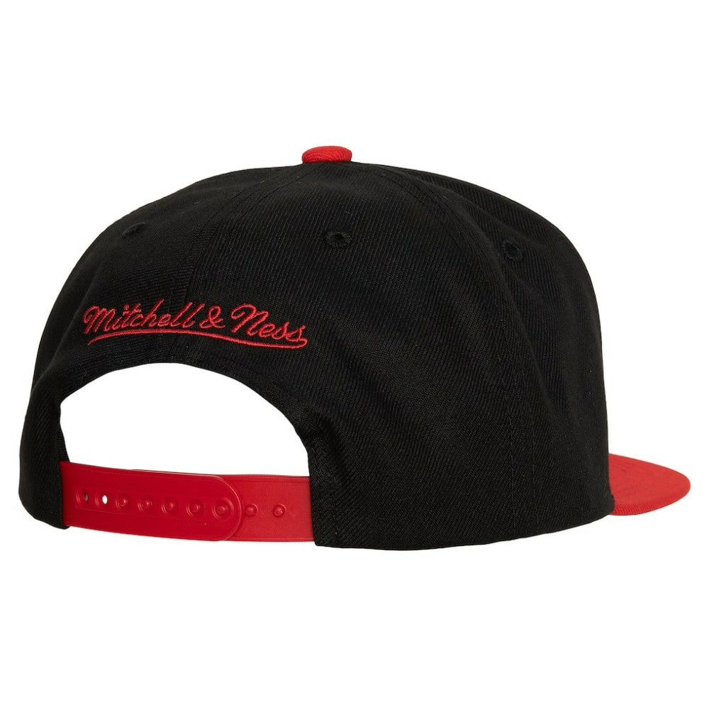 Chicago Blackhawks Mitchell & Ness Core Team Ground 2.0 Snapback Hat Black