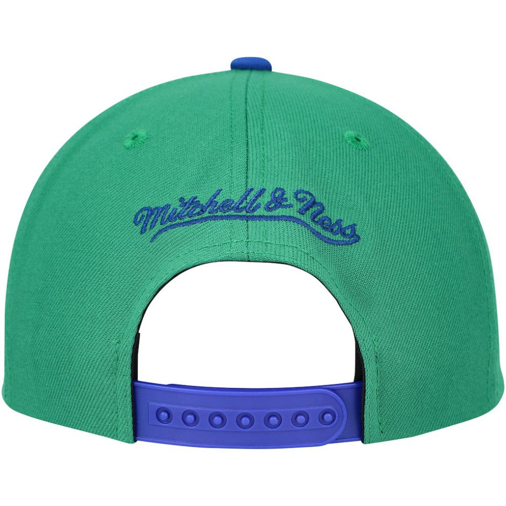 Vancouver Canucks - Mitchell & Ness Core Team Ground 2.0 Snapback Hat Green