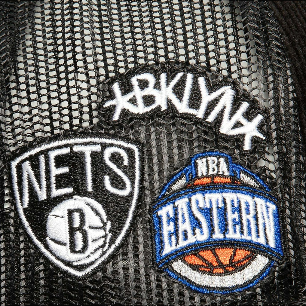 Mitchell & Ness - Brooklyn Nets Times Up Classic Script Cord Trucker Hat - Black