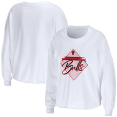 NBA - Chicago Bulls WEAR by Erin Andrews Women's Cropped Long Sleeve T-Shirt - White
