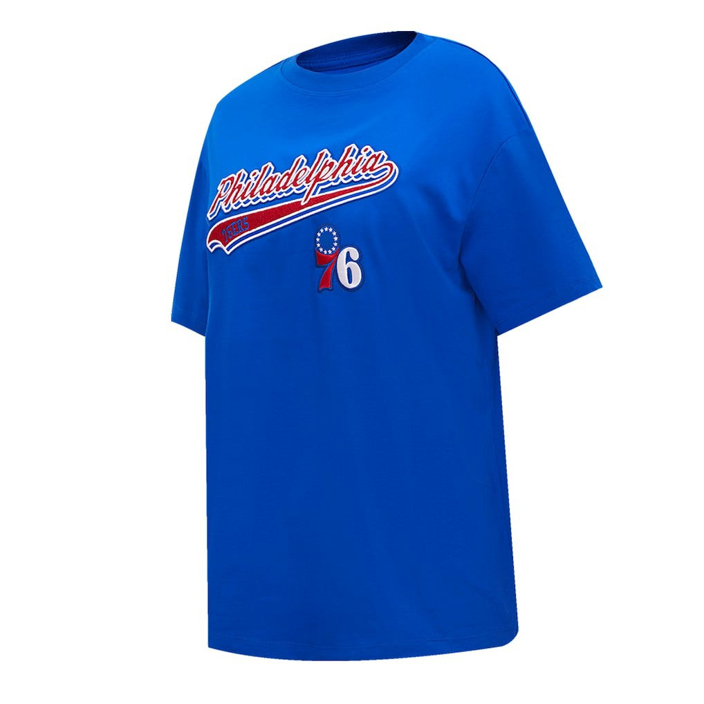 NBA - Philadelphia 76ers Pro Standard Women's Script Boyfriend T-Shirt - Royal