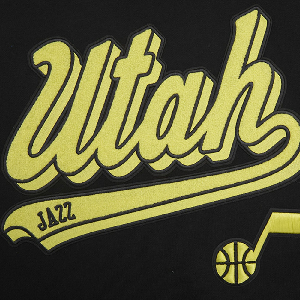 NBA - Utah Jazz Pro Standard Script Tail Pullover Hoodie - Black