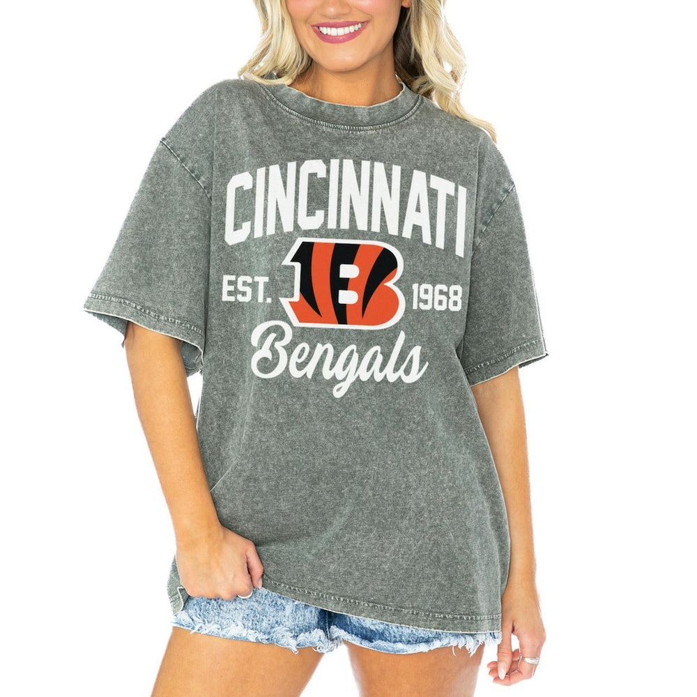 Cincinnati Bengals Gameday Couture Women's Tackle Titan Boyfriend Washed T-Shirt Gray - NFL