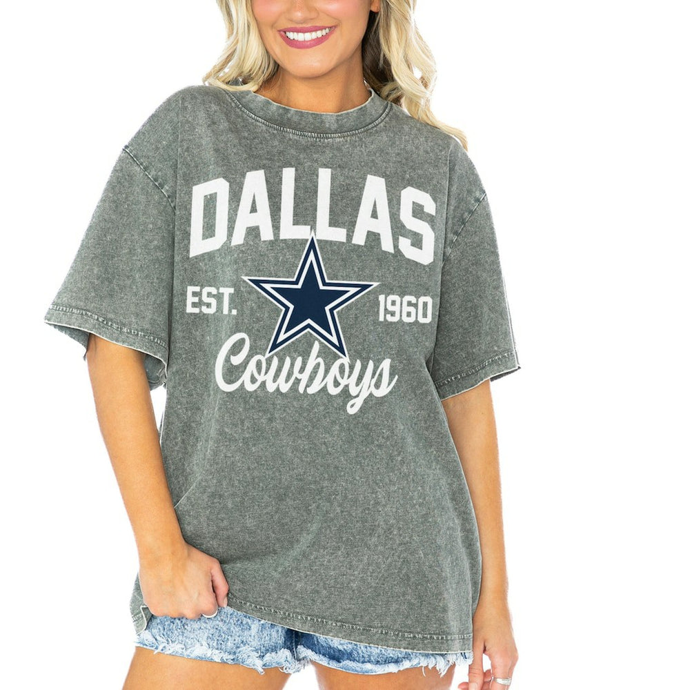 Dallas Cowboys Gameday Couture Women's Tackle Titan Boyfriend Washed T-Shirt Gray - NFL