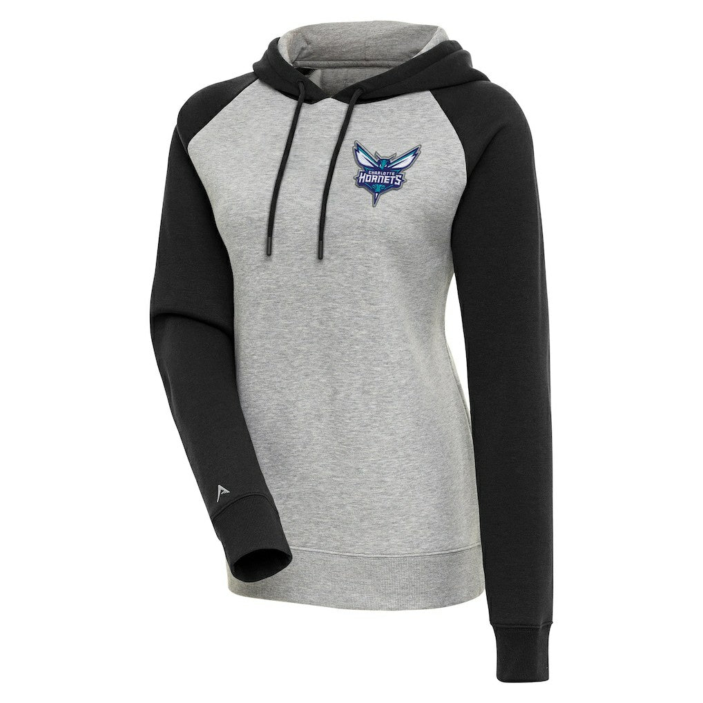 NBA - Charlotte Hornets Antigua Women's Victory Raglan Sleeve Pullover Hoodie - Heather Gray/Black