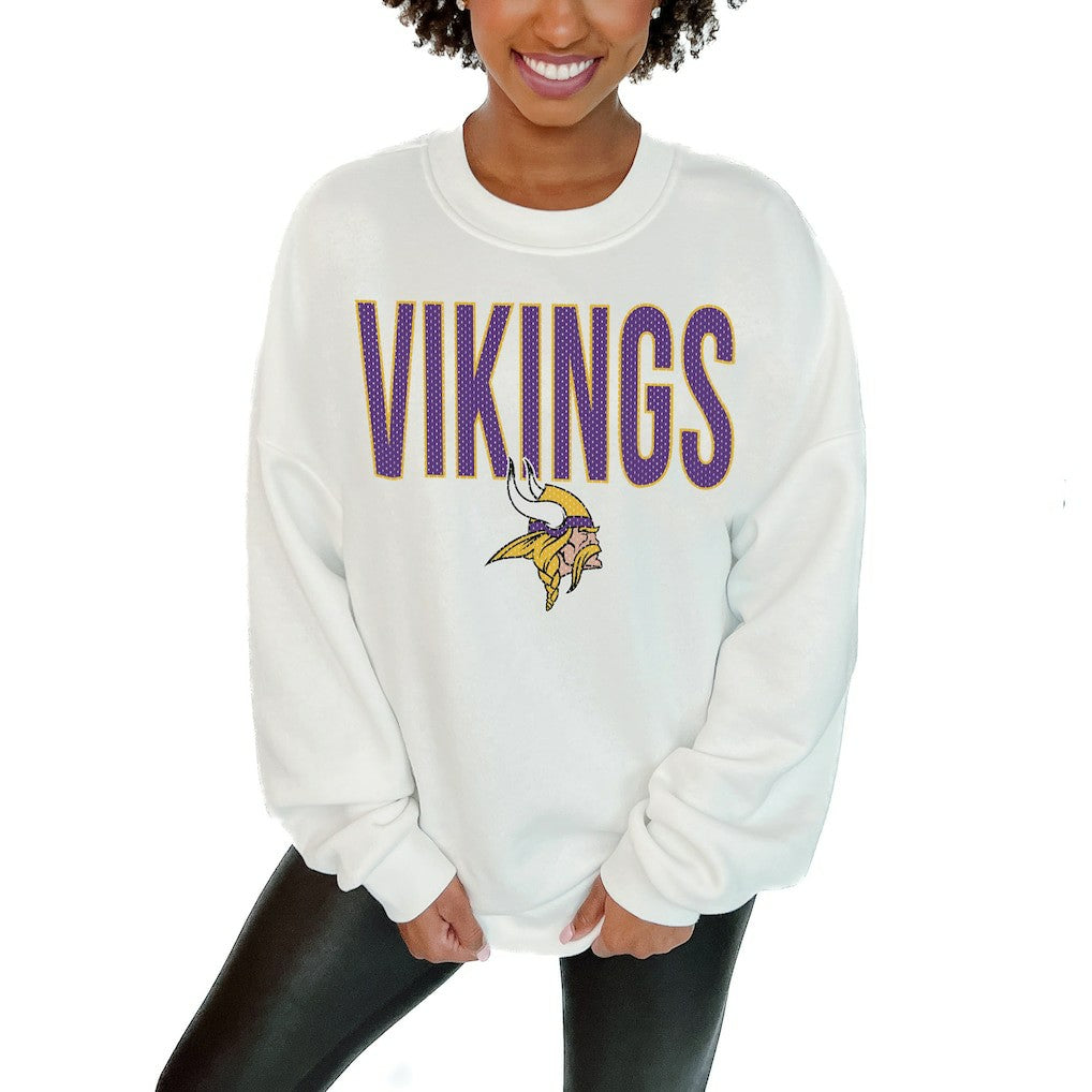 Minnesota Vikings Gameday Couture Women's Just Go With It Oversized Long Sleeve Crewneck Sweatshirt – White - NFL