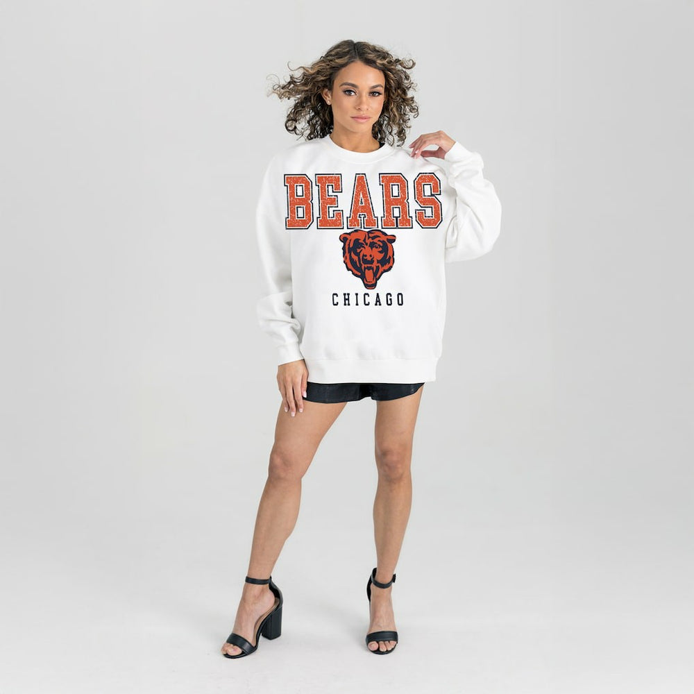 Chicago Bears Gameday Couture Women's Sunday Drives Oversized Crewneck Pullover Sweatshirt – White - NFL