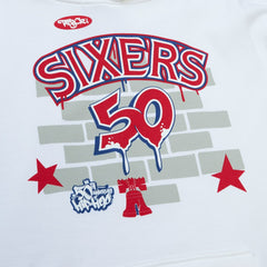 Mitchell & Ness - Philadelphia 76ers x Tats Cru Hardwood Classics Brick Pullover Hoodie - White