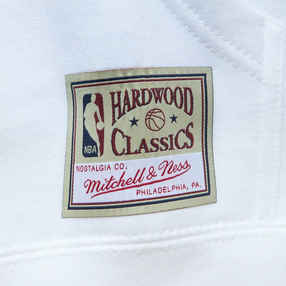 Mitchell & Ness - Philadelphia 76ers x Tats Cru Hardwood Classics Brick Pullover Hoodie - White