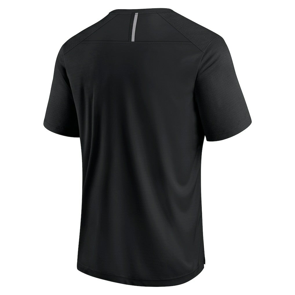 Atlanta Falcons Defender Blackout T-Shirt Black - Fanatics