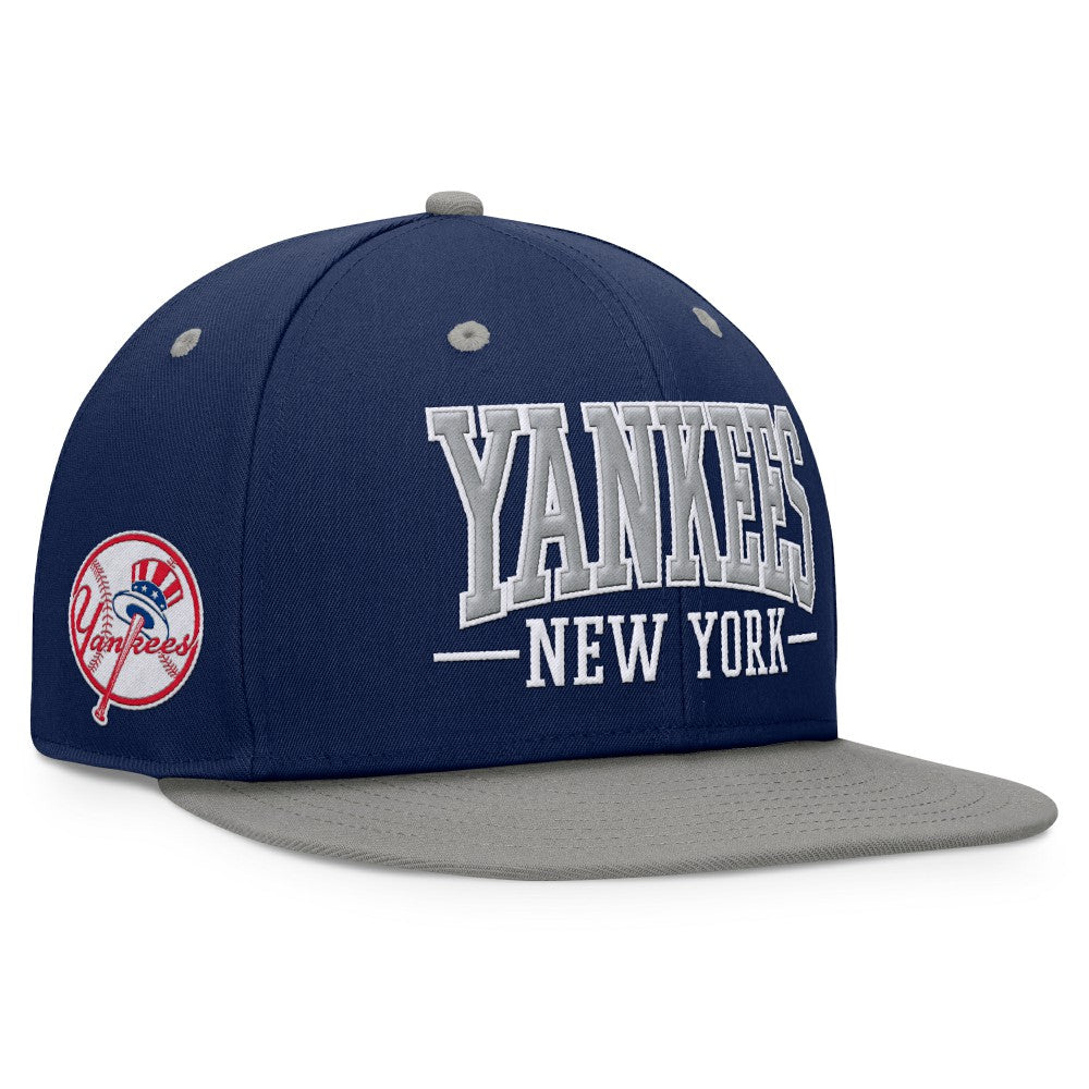 New York Yankees Fanatics Fundamental Bold Snapback Hat Clearance