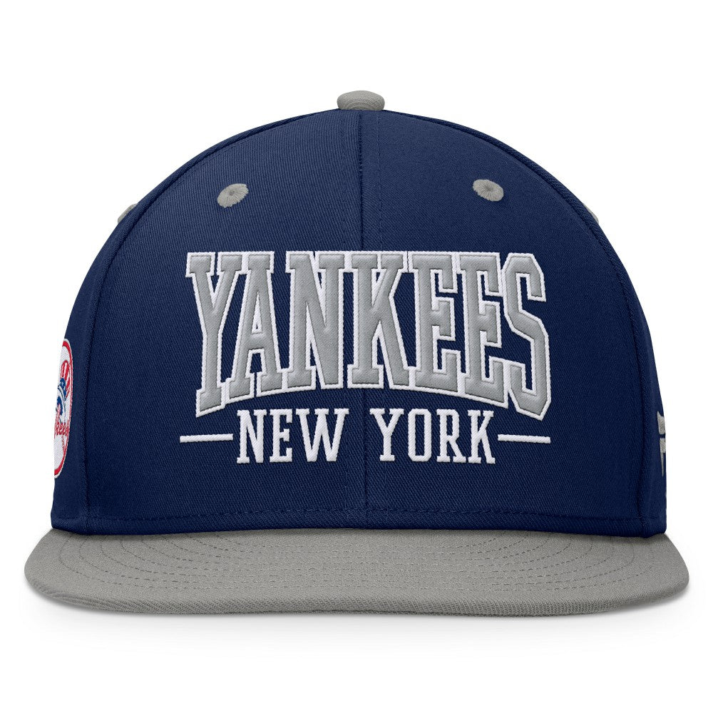 New York Yankees Fanatics Fundamental Bold Snapback Hat Clearance