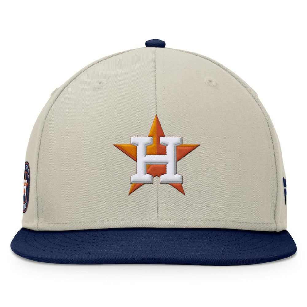 Houston Astros Fanatics Team Two-Tone Snapback Hat Lifestyle