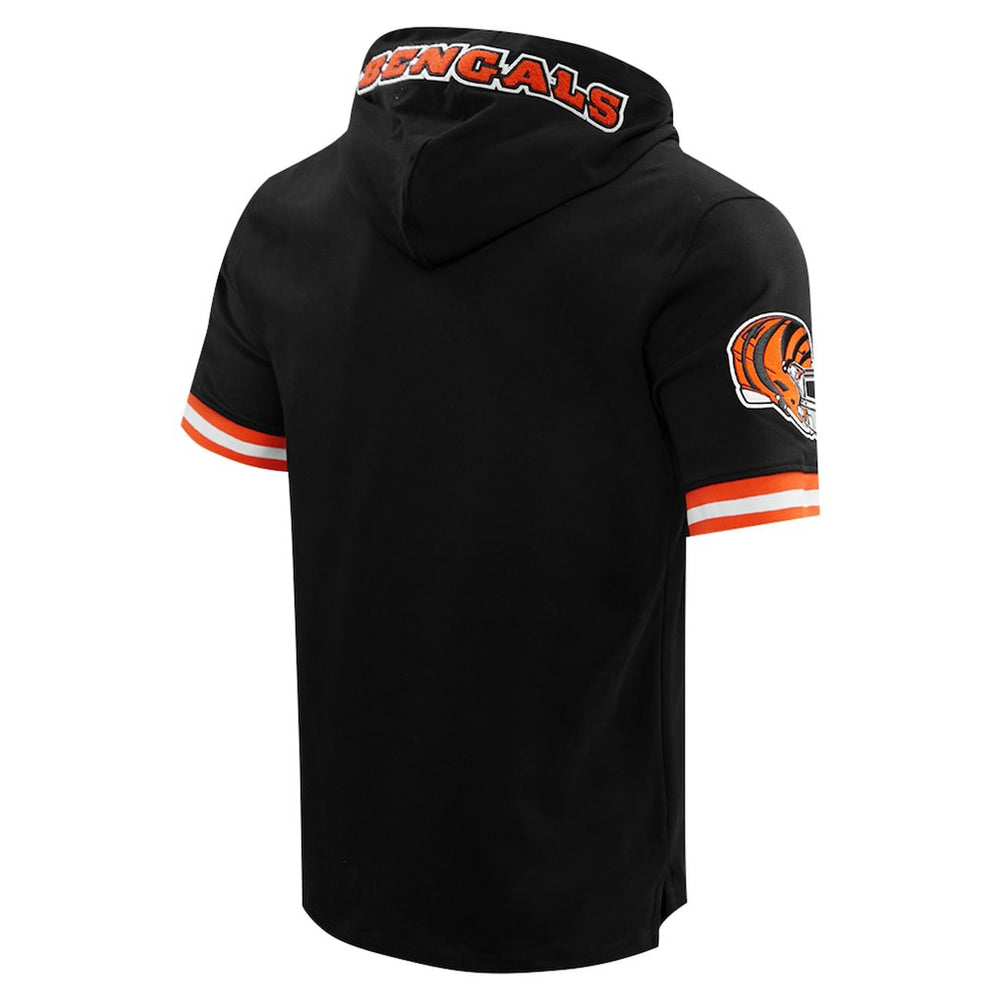 Joe Burrow Cincinnati Bengals Pro Standard Player Name & Number Hoodie T-Shirt Black - NFL