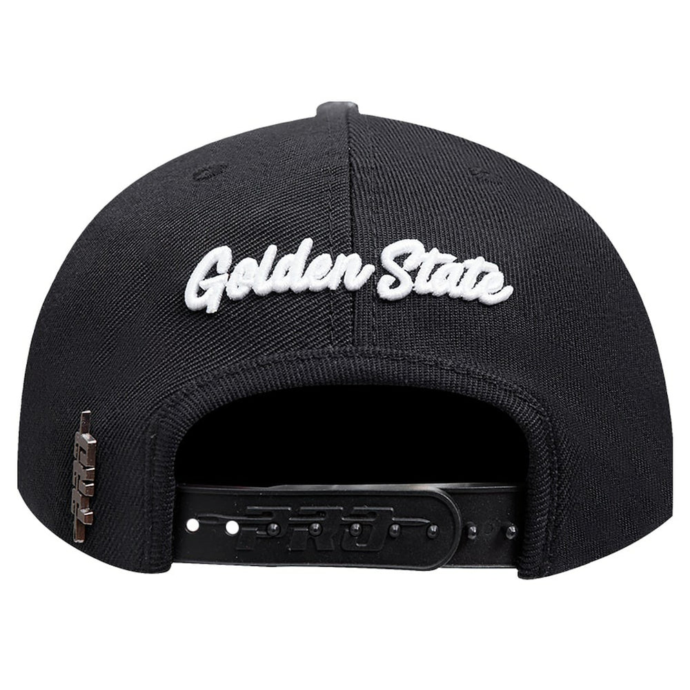 NBA - Golden State Warriors Pro Standard Paint the City Pinch Front Snapback Hat - Black
