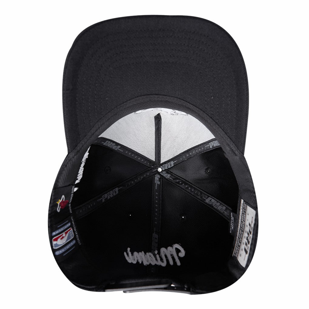NBA - Miami Heat Pro Standard Paint the City Pinch Front Snapback Hat - Black