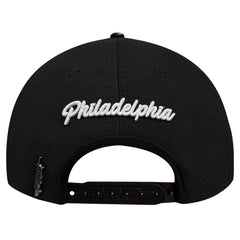 NBA - Philadelphia 76ers Pro Standard Paint the City Pinch Front Snapback Hat - Black