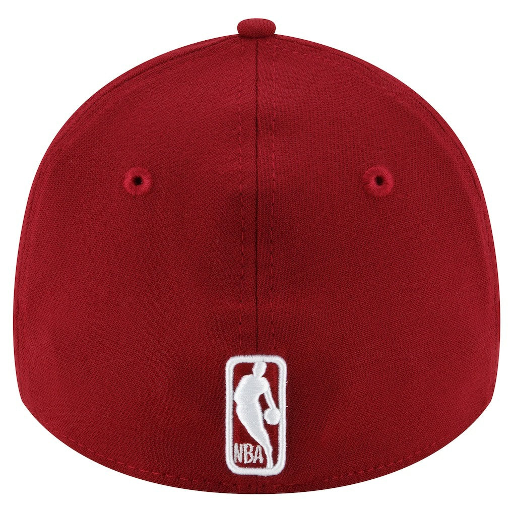 New Era - Cleveland Cavaliers Logo 39THIRTY Flex Hat - Wine