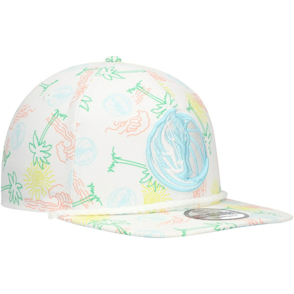 New Era - Dallas Mavericks Palm Trees and Waves Golfer Adjustable Hat - White