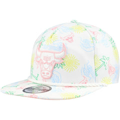 New Era - Chicago Bulls Palm Trees and Waves Golfer Adjustable Hat - White