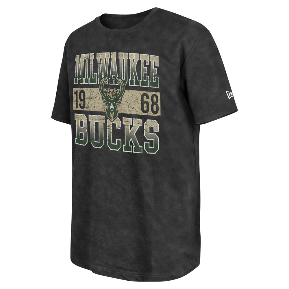New Era - Milwaukee Bucks Enzyme Washed Oversized T-Shirt - Black