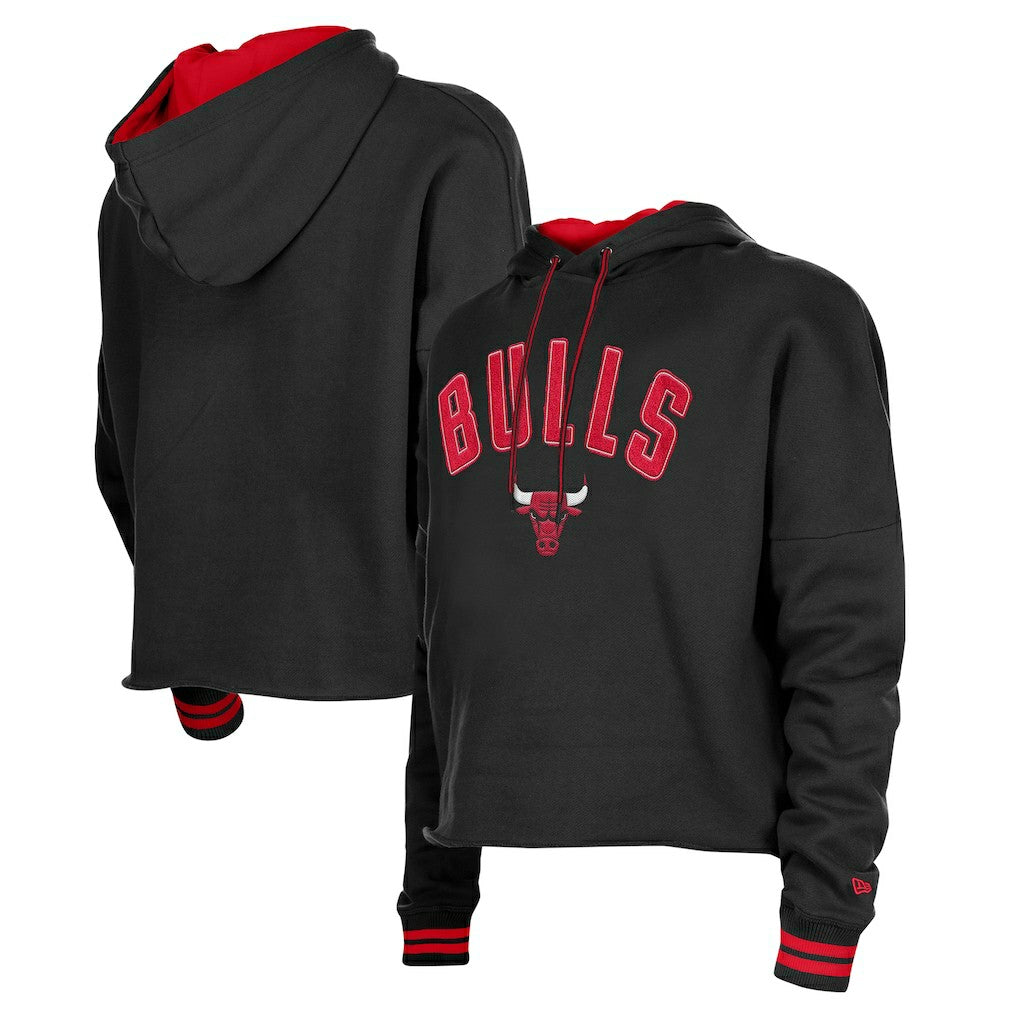 New Era - Chicago Bulls Women's Boxy Raw Edge Pullover Hoodie - Black