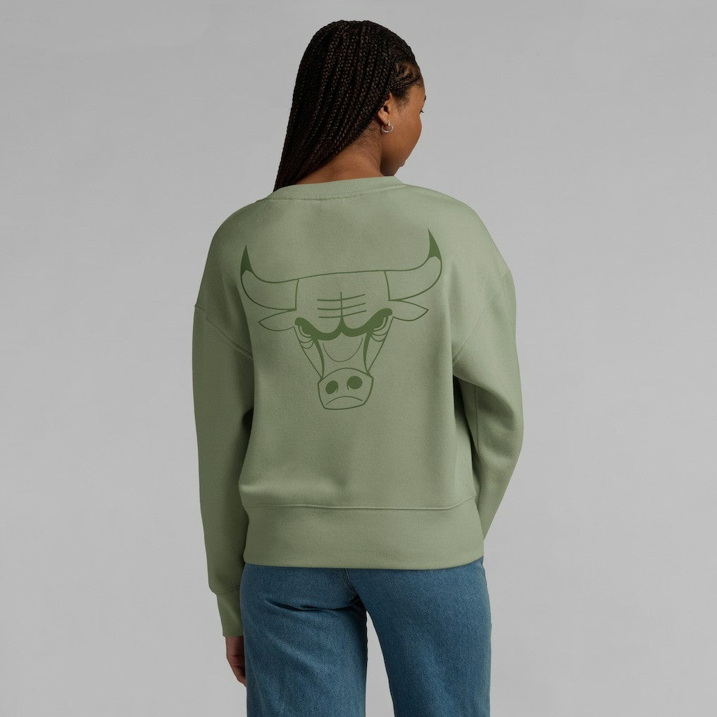 Fanatics - Chicago Bulls Women's Elements Flow Pullover Sweatshirt - Olive