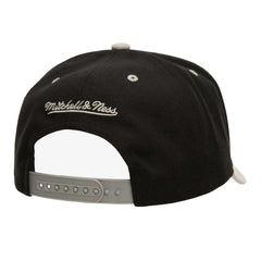 Chicago White Sox Mitchell & Ness  All In 2.0 Adjustable Hat Lifestyle