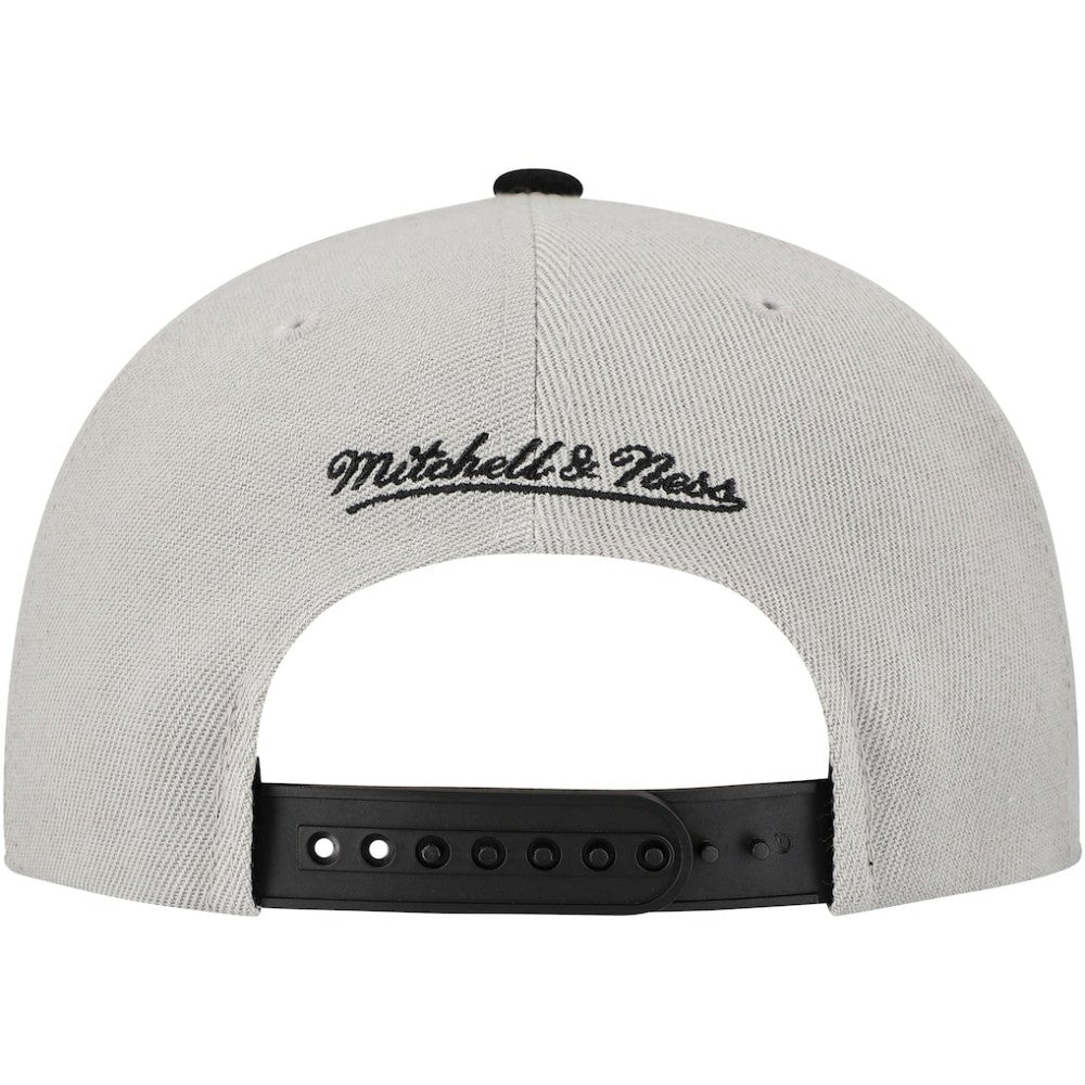 Chicago White Sox Mitchell & Ness Knock Out Panel Snapback Hat for sale