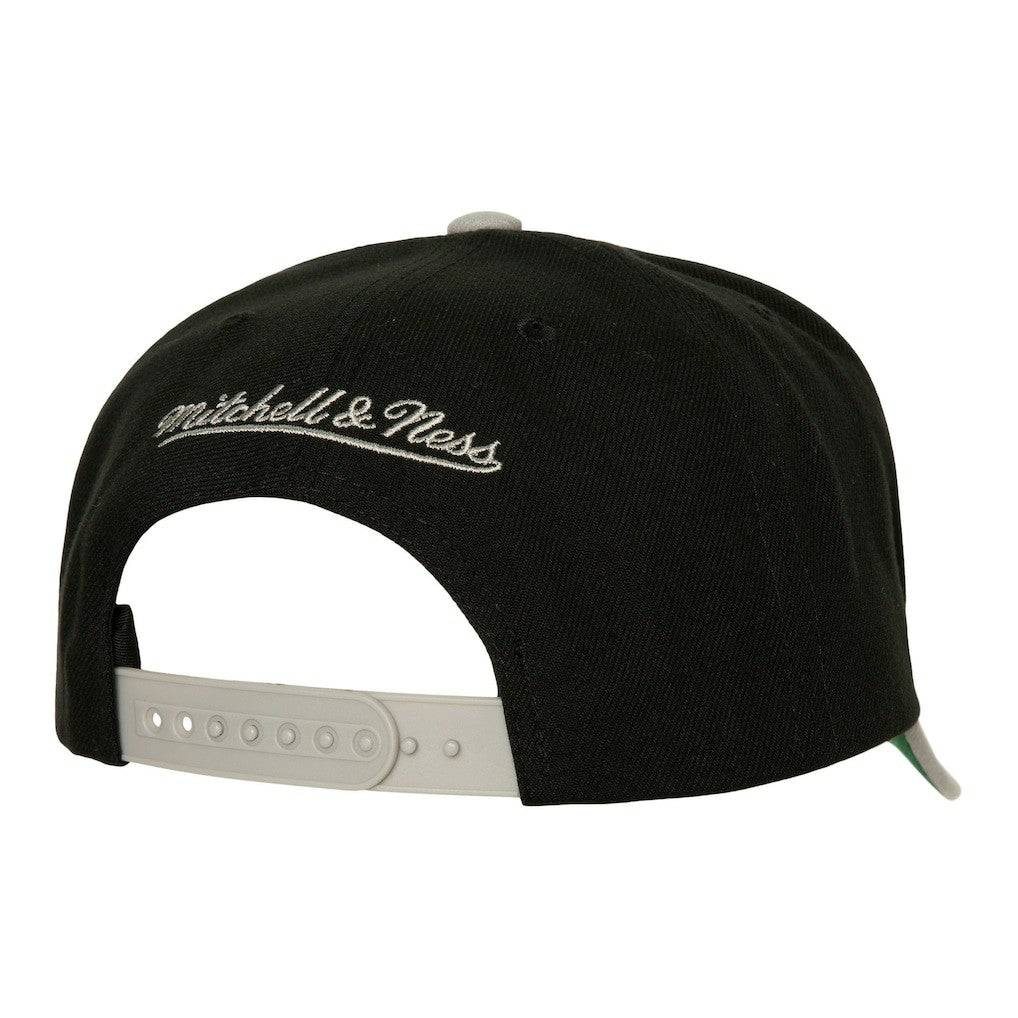 Mitchell & Ness - Brooklyn Nets Soul XL Logo Pro Crown Snapback Hat - Black/Gray