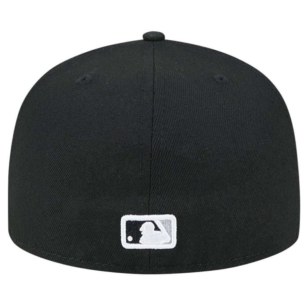 New York Yankees New Era Checkered Undervisor 59FIFTY Fitted Hat Lifestyle
