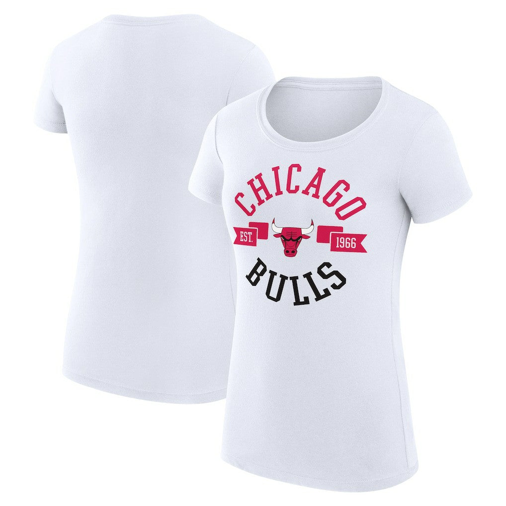 NBA - Chicago Bulls G-III 4Her by Carl Banks Women's Super-Slim Fit Lightweight Large City Logo T-Shirt - White