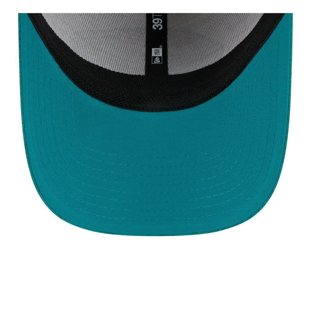 Miami Dolphins New Era 2024 Sideline Historic 39THIRTY Flex Hat Stone/Aqua - NFL