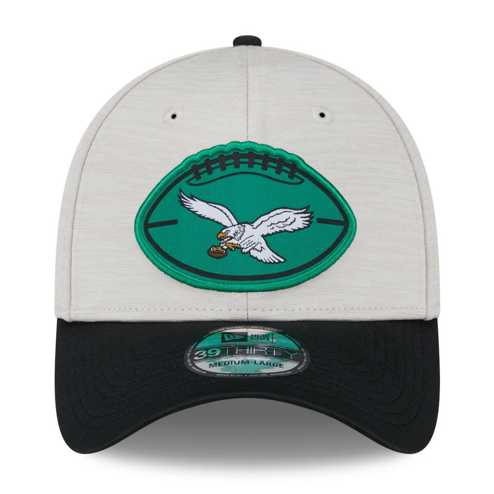 Philadelphia Eagles New Era 2024 Sideline Historic 39THIRTY Flex Hat Stone/Black - NFL