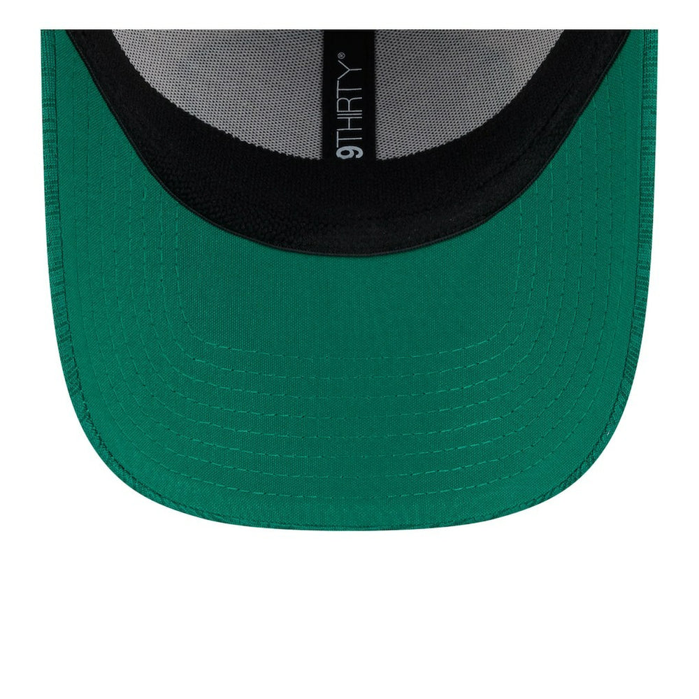 Philadelphia Eagles New Era 2024 Sideline Historic 39THIRTY Flex Hat Stone/Midnight Green - NFL