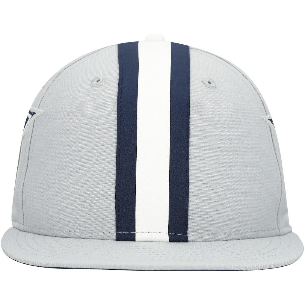 Dallas Cowboys New Era Helmet 9FIFTY Snapback Hat Gray - NFL