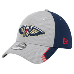 New Era - New Orleans Pelicans Active Trim 39THIRTY Flex Hat - Gray/Navy