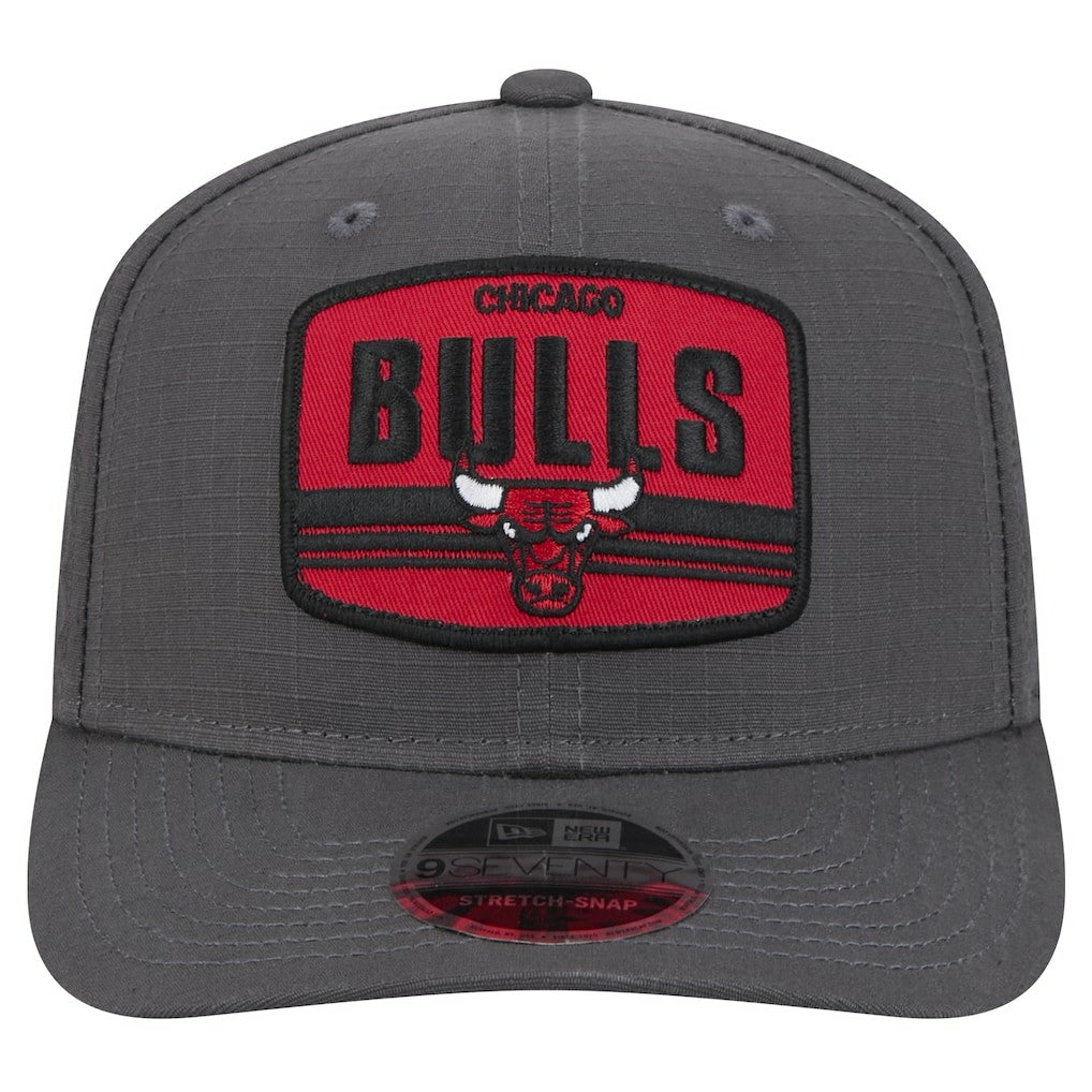 New Era - Chicago Bulls Team Elevated Patch 9SEVENTY Adjustable Hat - Graphite