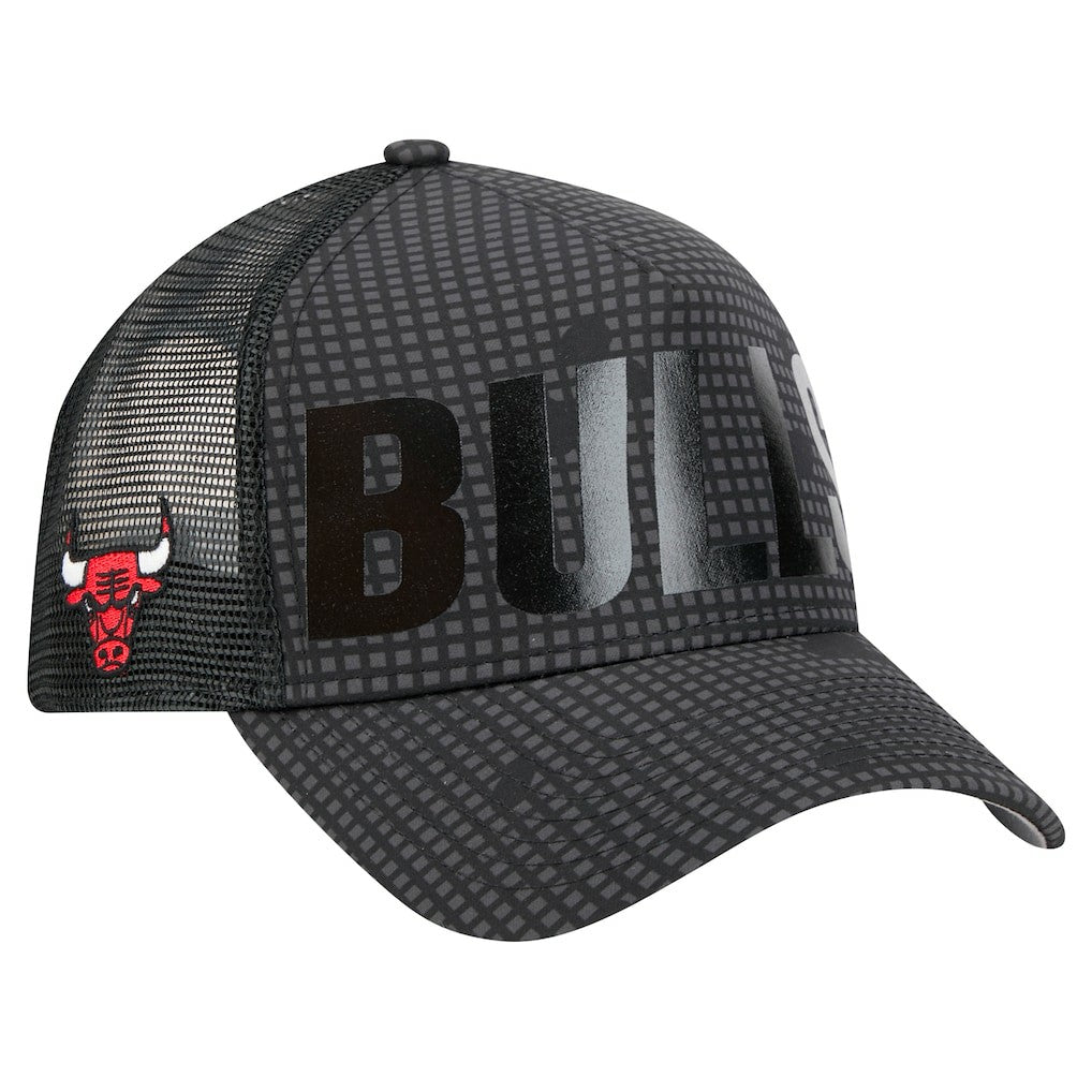 New Era - Chicago Bulls Male Adult Midnight Ink Tonal A-Frame Trucker 9FORTY Adjustable Hat - Black