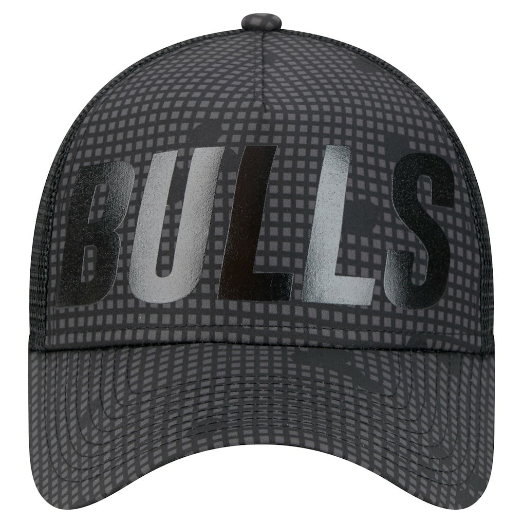 New Era - Chicago Bulls Male Adult Midnight Ink Tonal A-Frame Trucker 9FORTY Adjustable Hat - Black