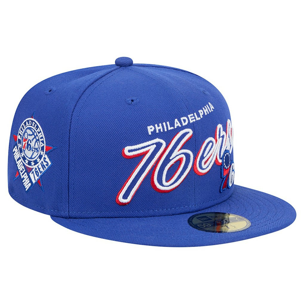 New Era - Philadelphia 76ers Sport Night Script Sided 59FIFTY Fitted Hat - Royal