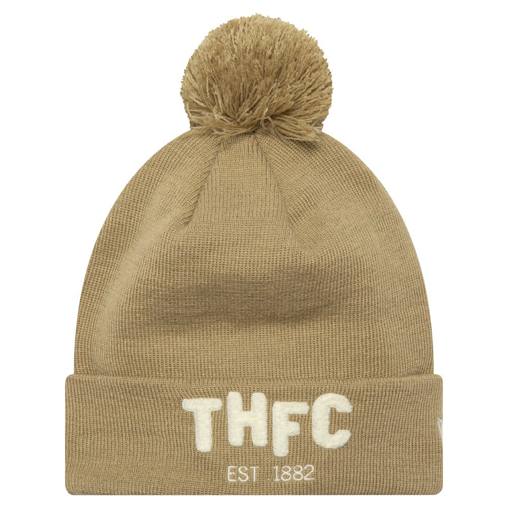 New Era Tottenham Hotspur New Era Boucle Cuffed Knit Hat with Pom - Tan