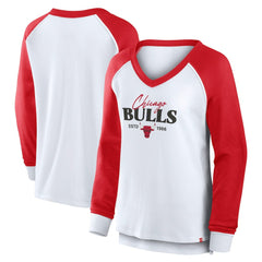 Fanatics - Chicago Bulls Women's Open Lane Waffle Long Sleeve V-Neck T-Shirt - White