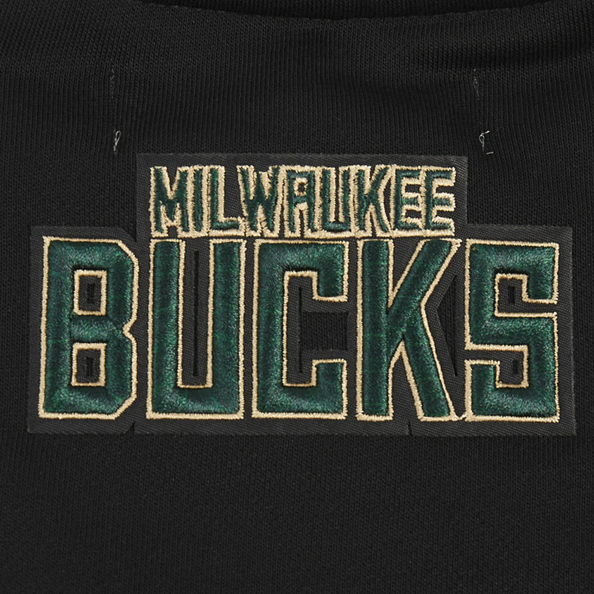 NBA - Milwaukee Bucks Pro Standard Women's Area Code Cropped Pullover Sweatshirt - Black