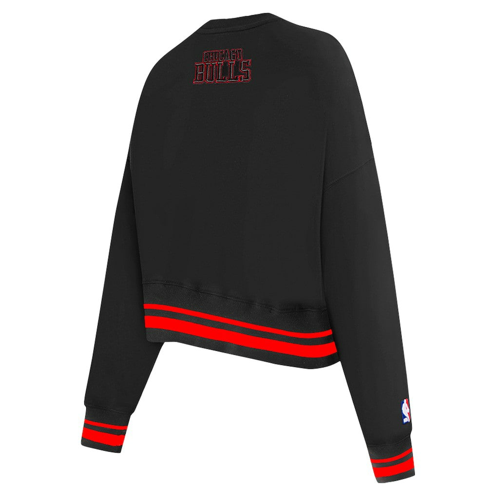 NBA - Chicago Bulls Pro Standard Women's Area Code Cropped Pullover Sweatshirt - Black